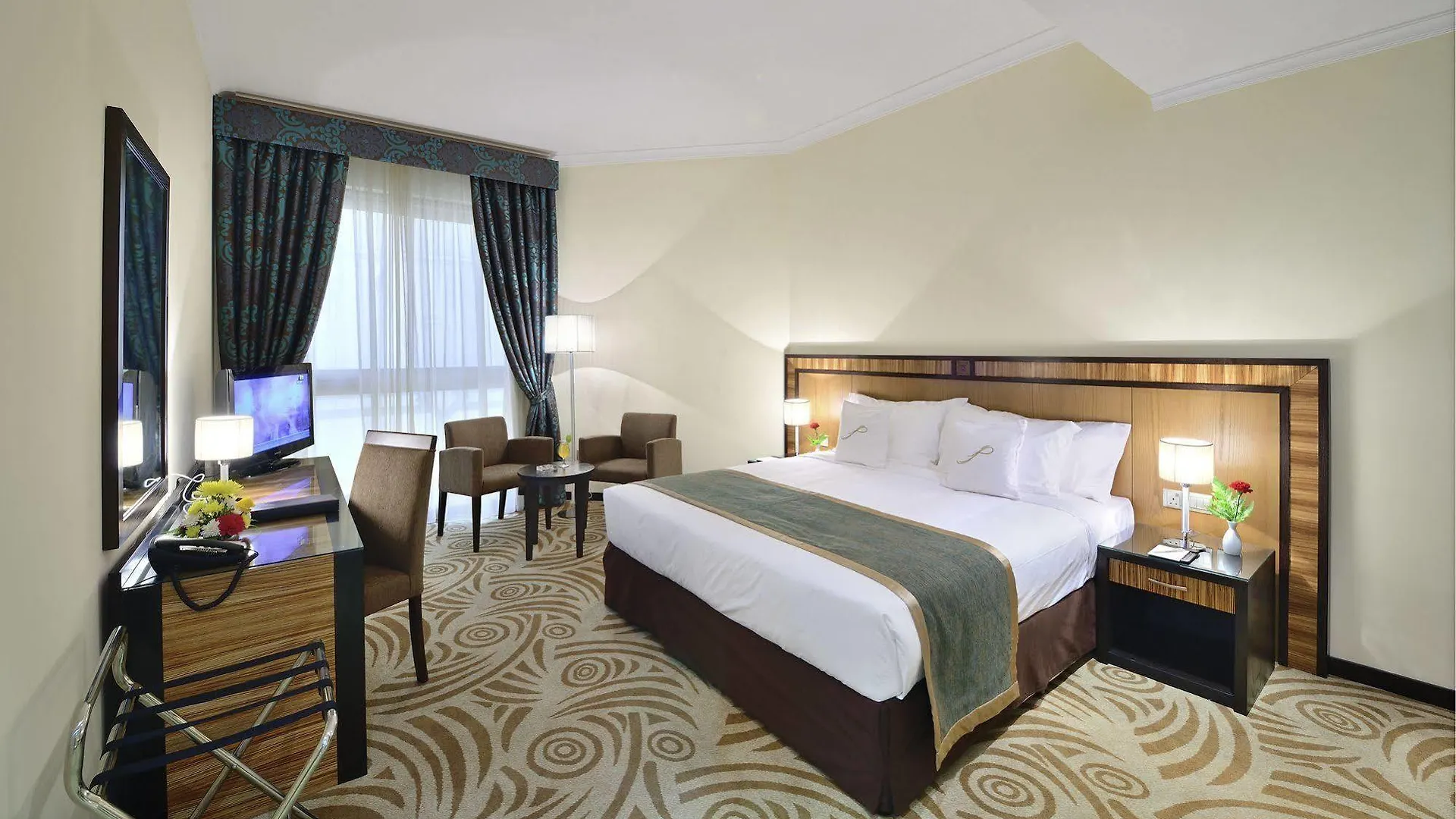 Al Majaz Premiere Hotel Apartments Σάρτζα 4*,  Ηνωμένα Αραβικά Εμιράτα